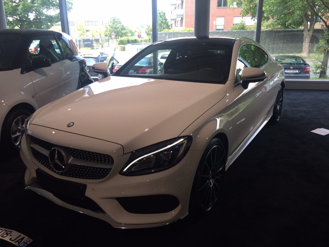 Mercedes Classe C180 Coupé blanche