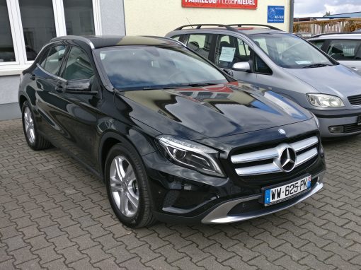 Mercedes-Benz GLA 180 – 2015 – 8 958 km